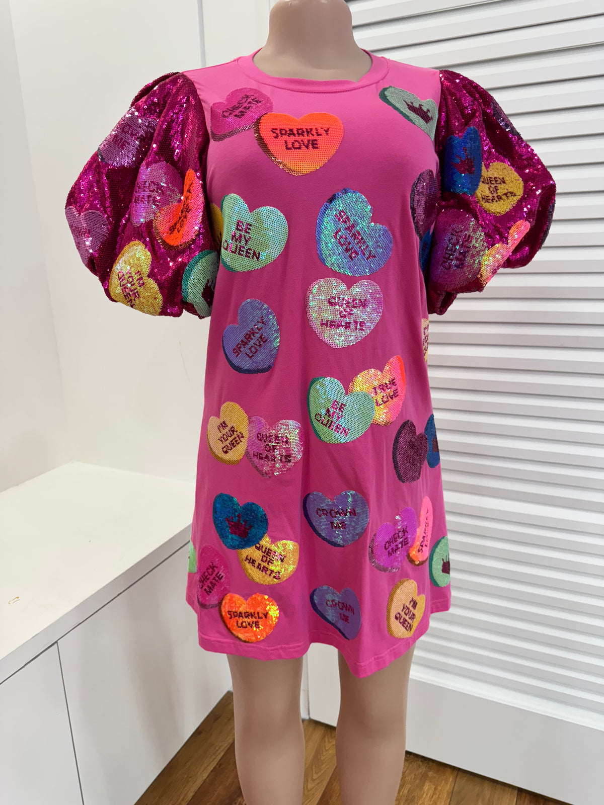 Queen of Sparkles-Candy Hearts Dress Puff Sleeves