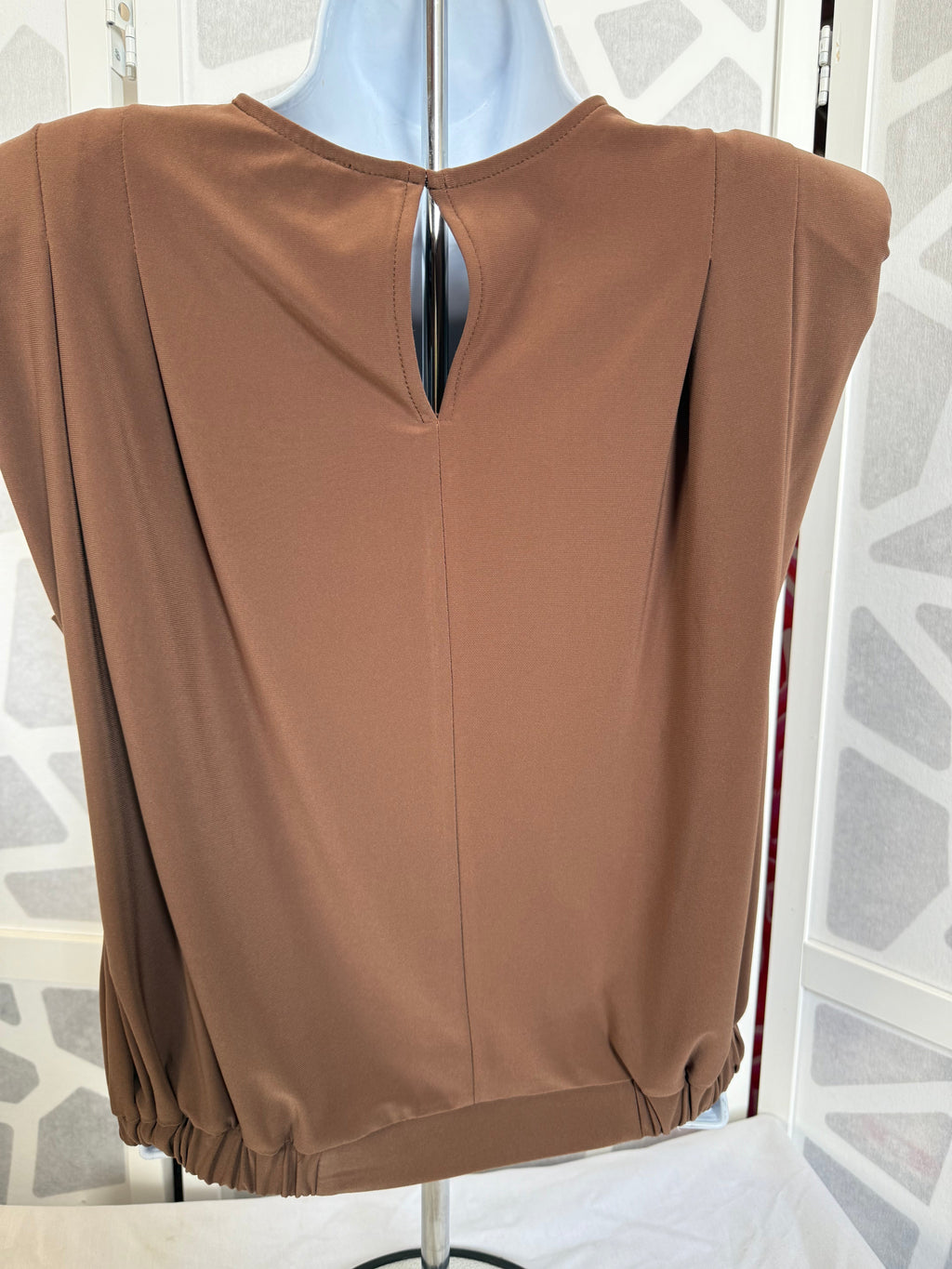 Frank Lyman - Brown Cap Sleeve Top