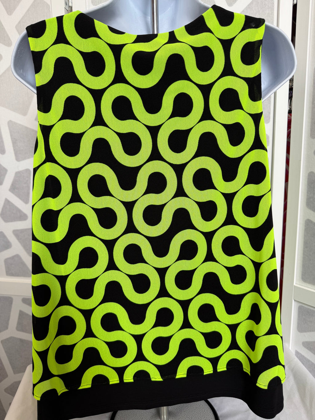 Frank Lyman - Sleeveless Mesh Lime Green Black Top