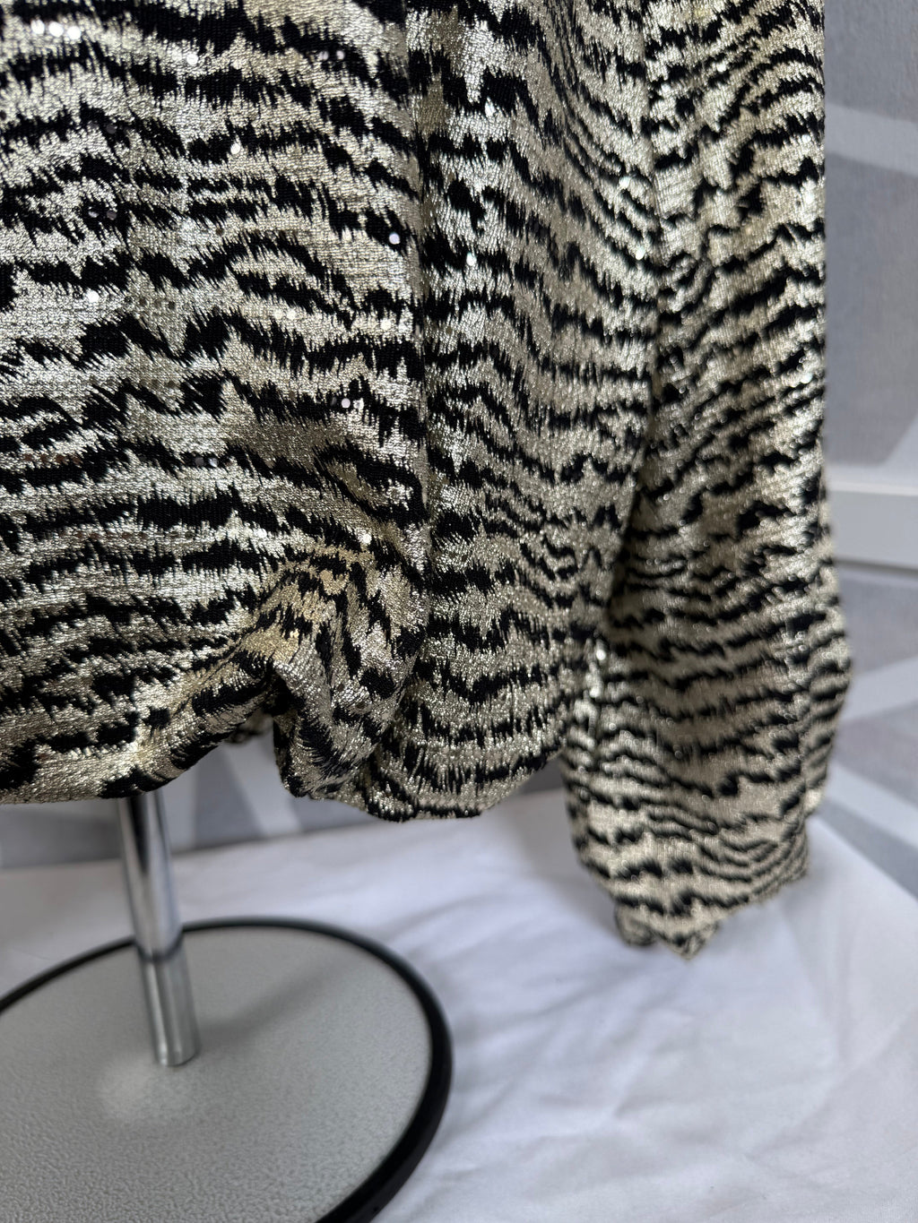 Frank Lyman - Black and Gold Shimmer Top