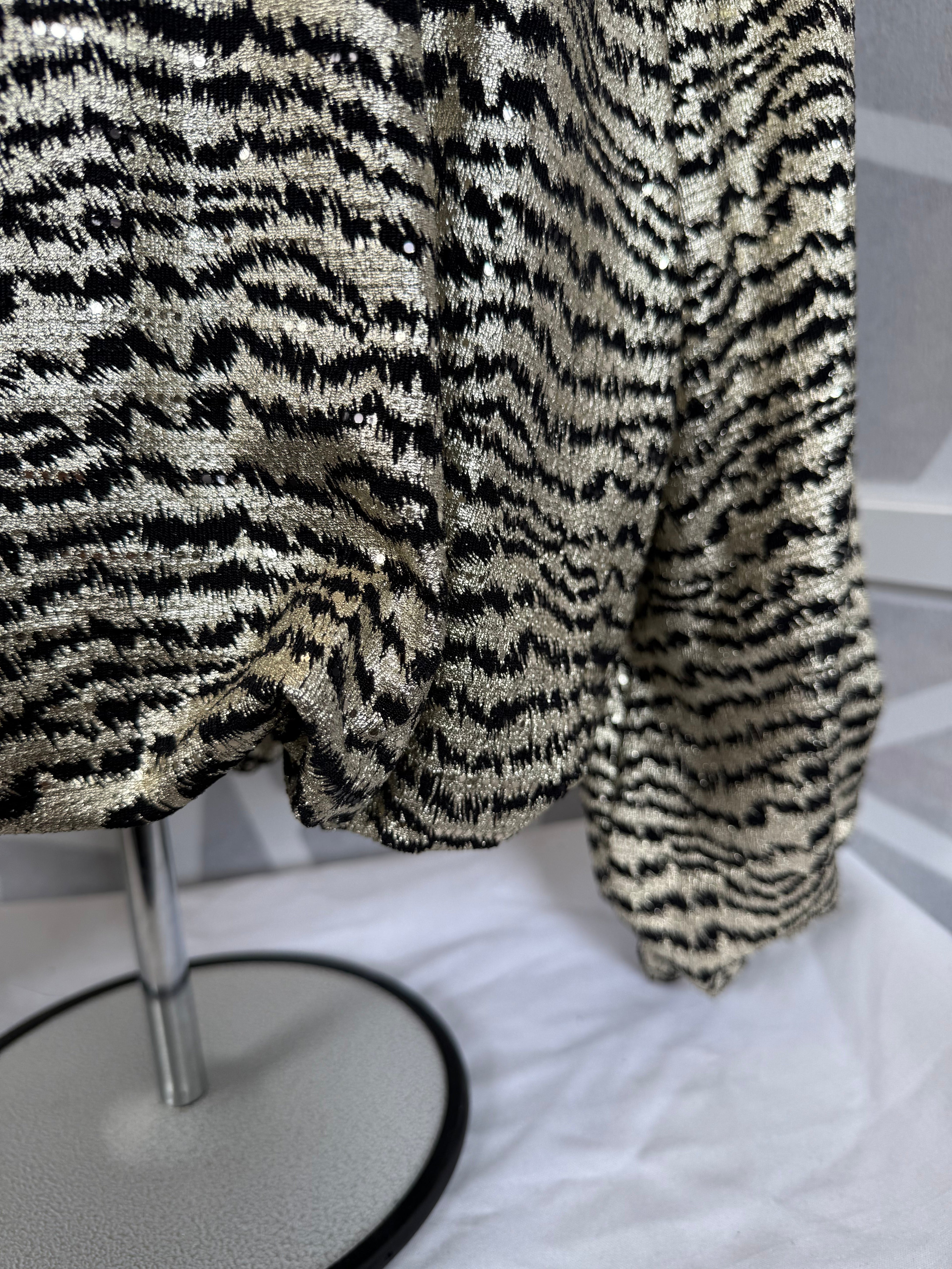 Frank Lyman - Black and Gold Shimmer Top