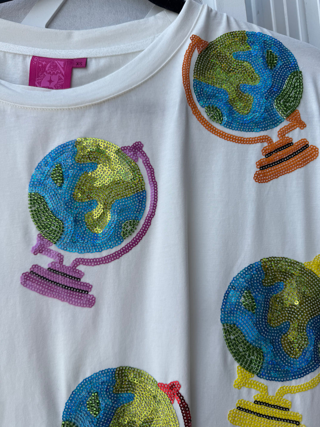 Queen of Sparkles - Globes Tee
