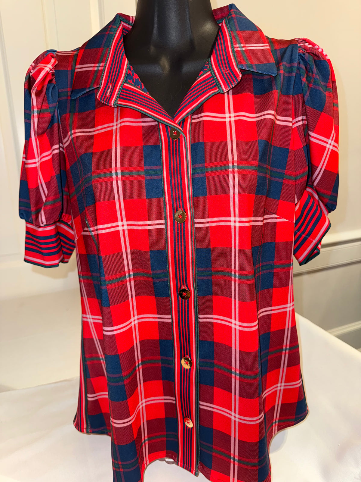 Gretchen Scott - Puff Sleeve Top - Middleton Plaid Red