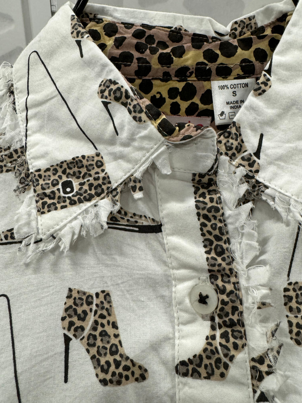 Tizzie - Fashionista Long Sleeve Button Up Top