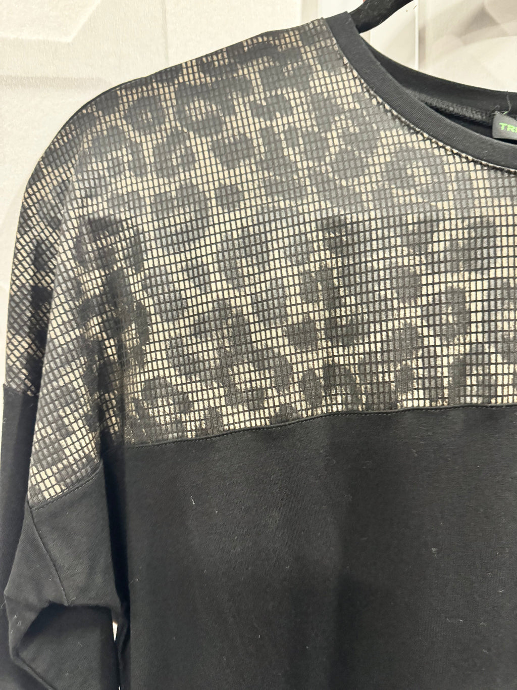 Tricotto - Black and Silver Pullover Cheetah Print