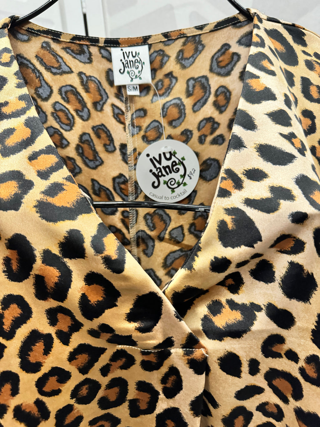 Ivy Jane - Cheetah Print Pullover Top