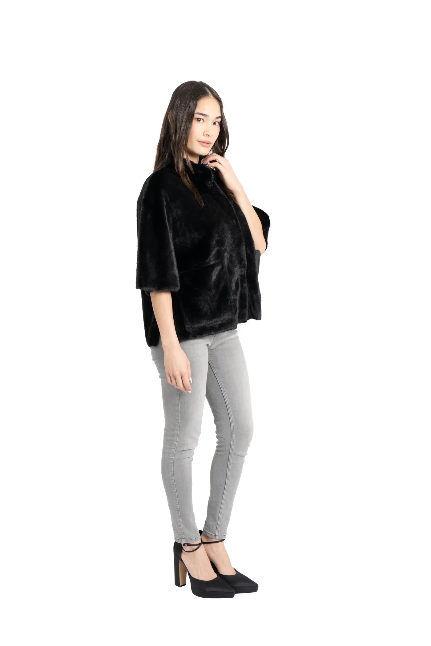 Love Token - Black Short Sleeve Faux Fur Jacket