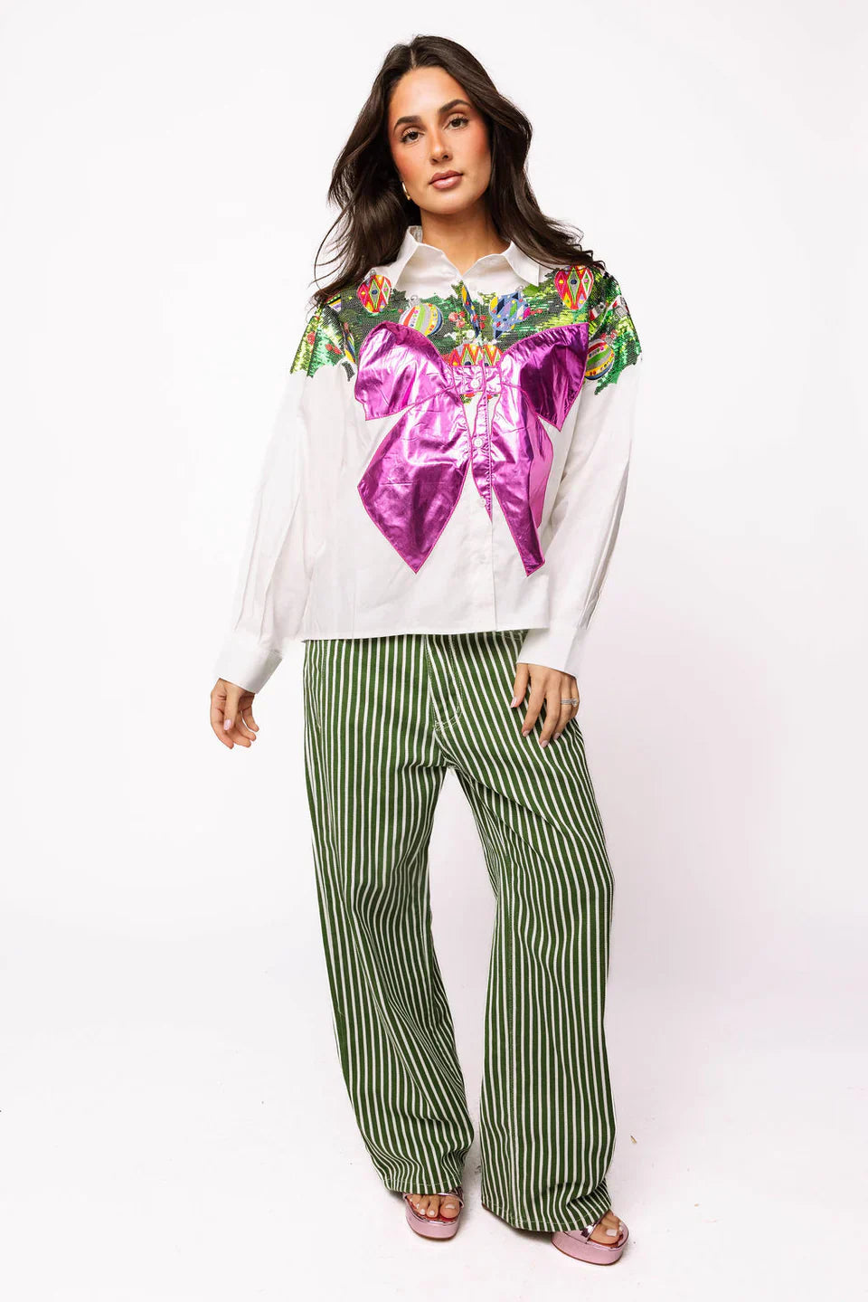 Queen of Sparkles-White with Magenta Metallic Wreath Button Up Top
