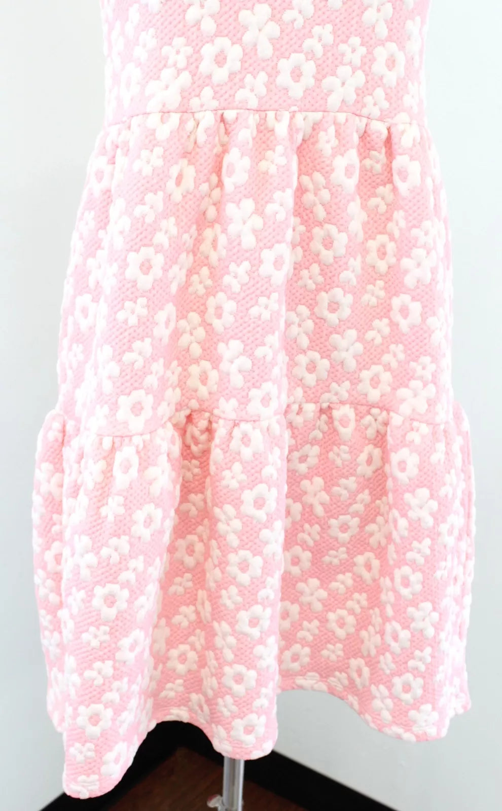 Tyler Böe - Pink Textured Tiered Dress with Daisies